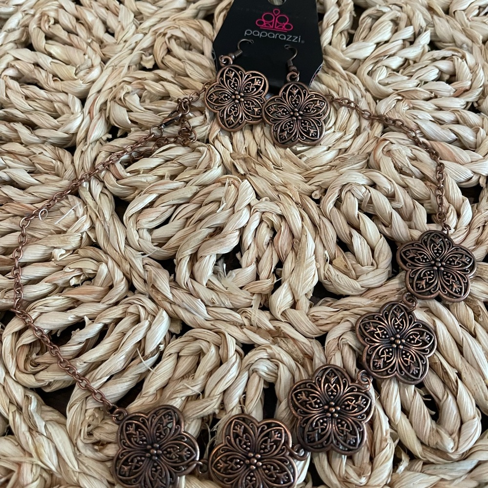 Necklace set